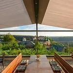 Ξενοδοχείο Zur Aussicht 3*