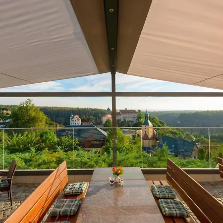 Hotel Zur Aussicht 3*