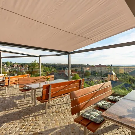 فندق Zur Aussicht 3*