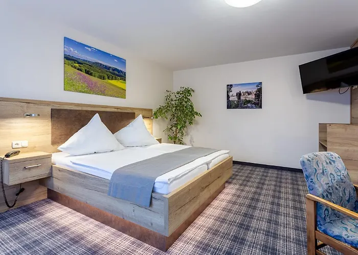 Zur Aussicht Hotel 3*